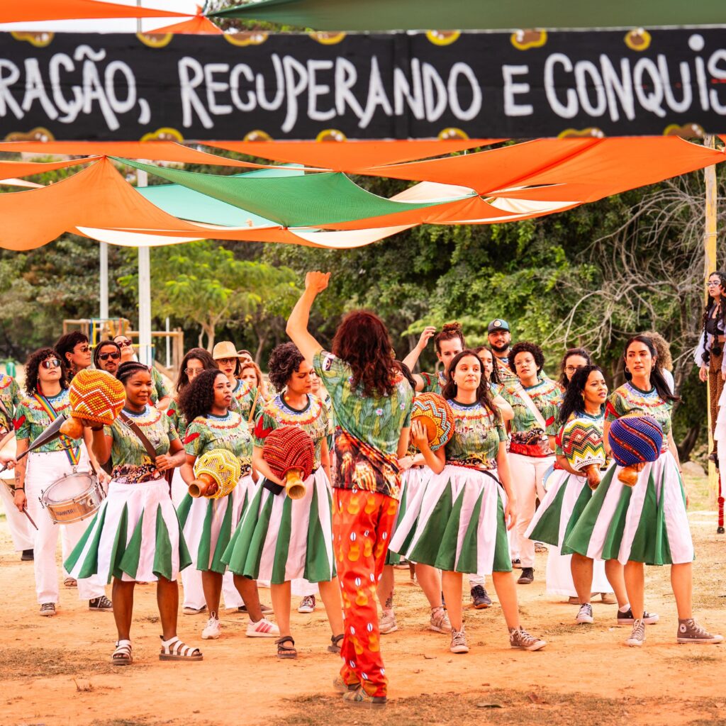 Abertura Festival da Onça Bruno Figueiredo / Area de Serviço